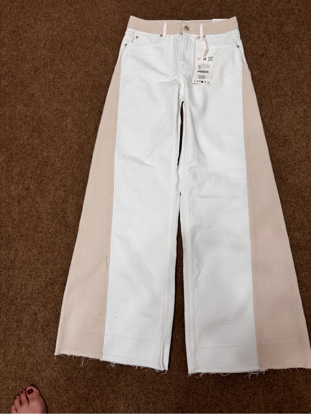 Zara Two-Tone Wide Leg Jeans in White and Beige